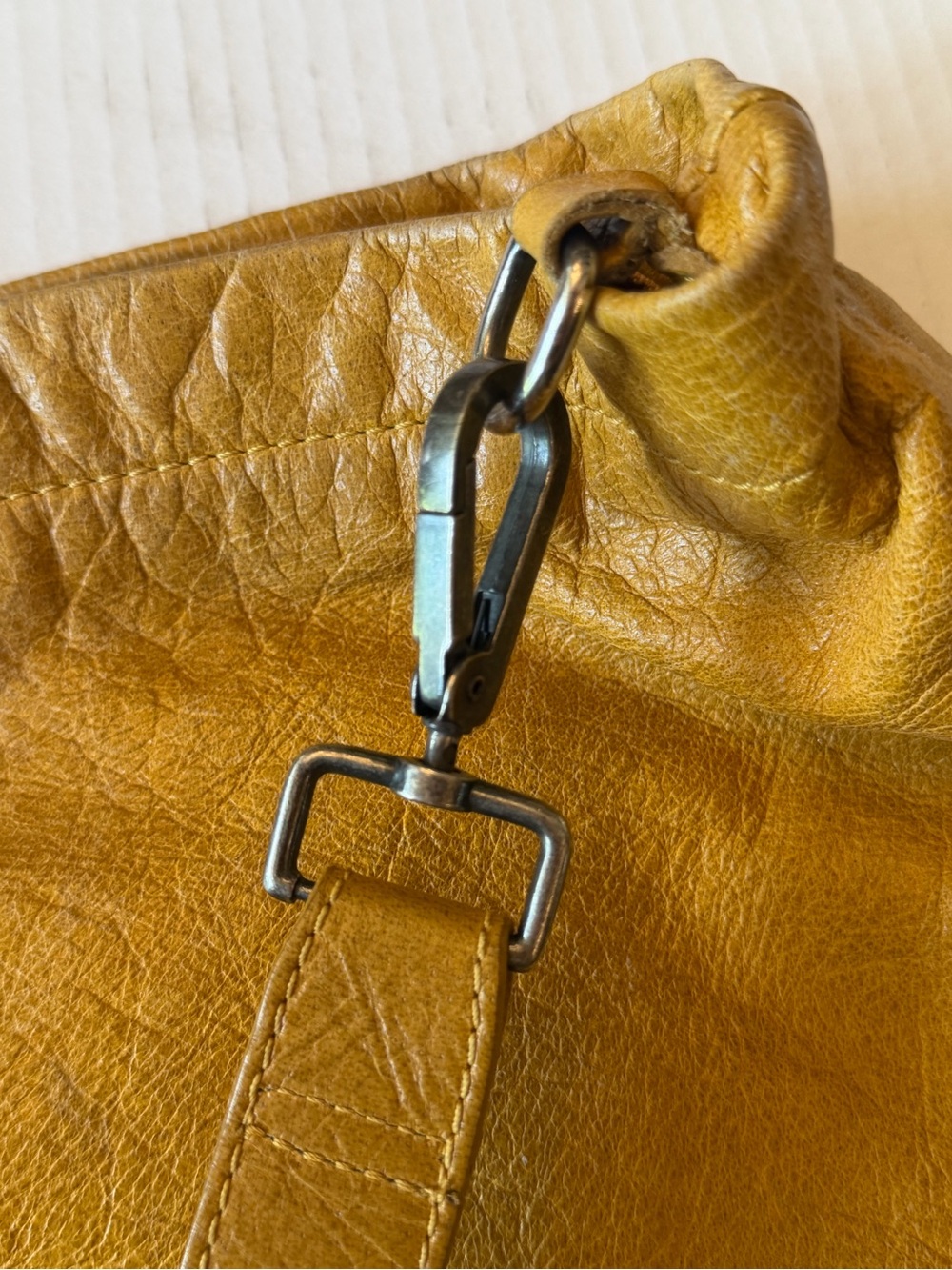 Rare Vintage Tano Italian Leather Slouchy Shoulder Bag - Mustard - Picture 13 of 15